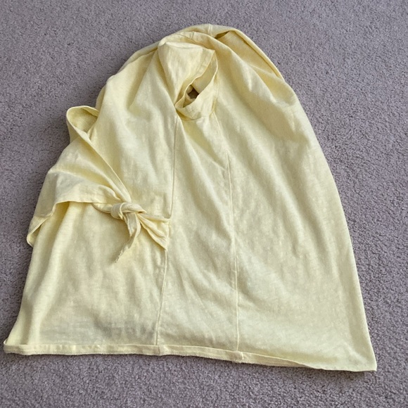 J. By J.Crew size small wrap and tie yellow Tshirt - Picture 3 of 14